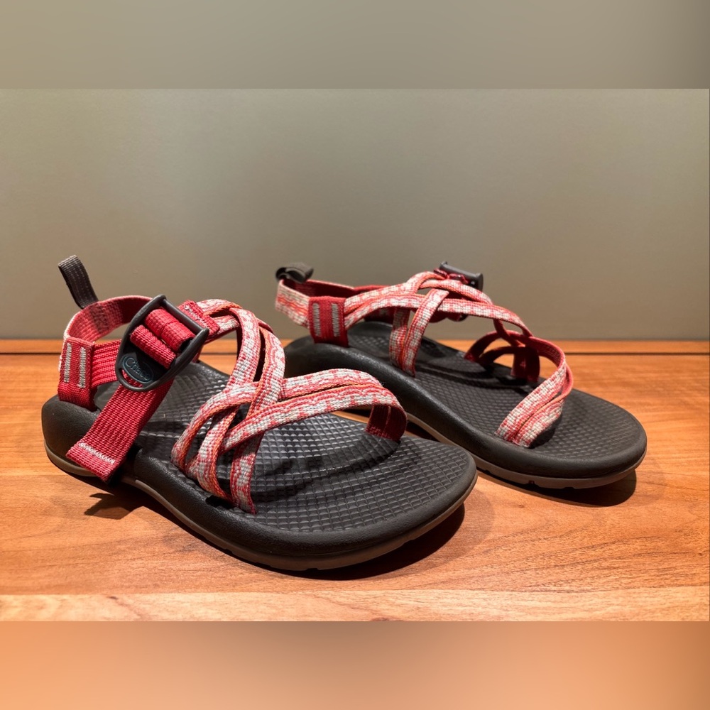 Chaco Kids Pink Woven Strap Sport Sandals Sz 2